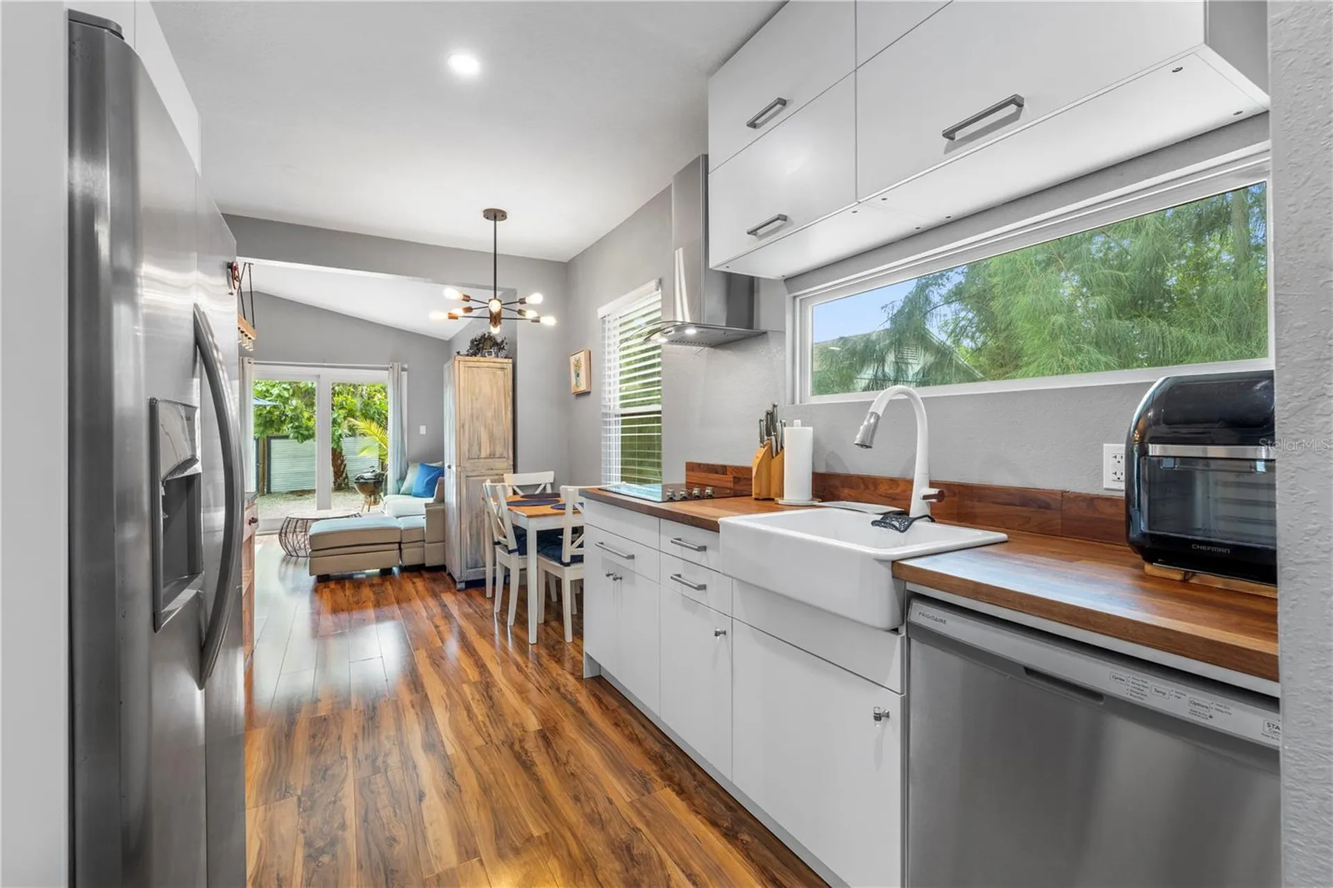 2101 43rd Street S St Petersburg FL 33711