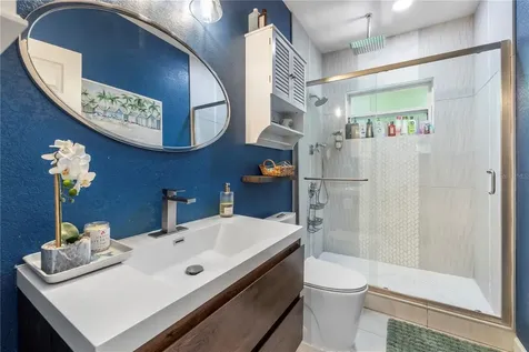 2101 43rd Street S St Petersburg FL 33711