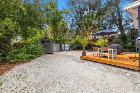 2101 43rd Street S St Petersburg FL 33711