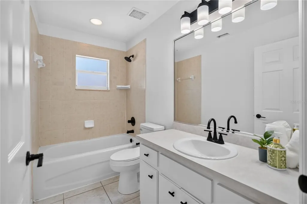 6035 Hillside Heights Drive Lakeland FL 33812