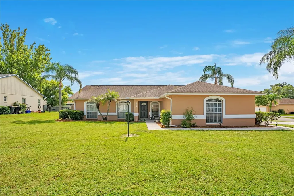667 Jessanda Circle Lakeland FL 33813