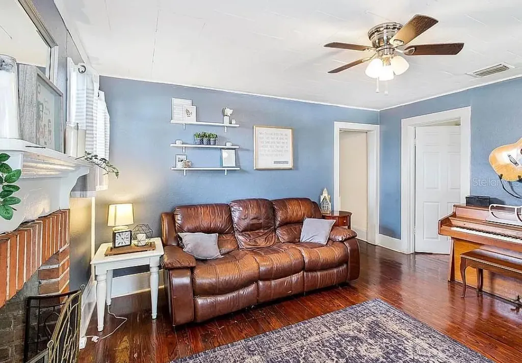 1514 High Street Leesburg FL 34748