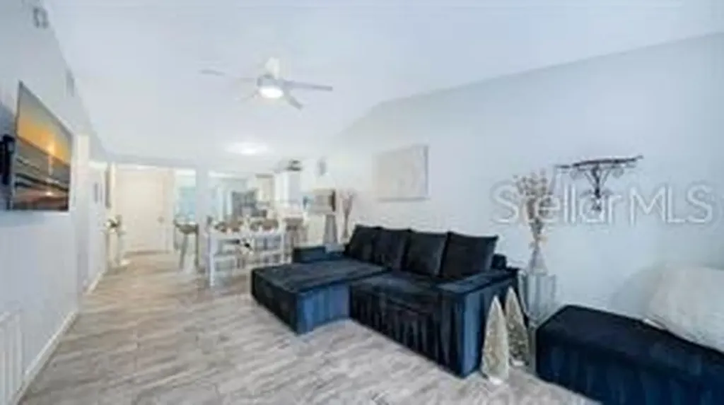 5911 39th Avenue W Bradenton FL 34209