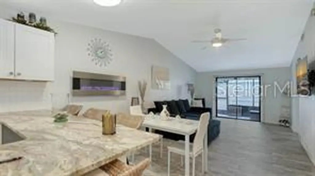 5911 39th Avenue W Bradenton FL 34209