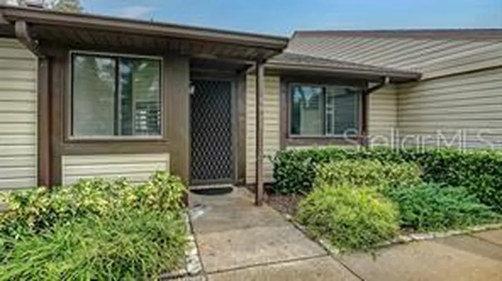 5911 39th Avenue W Bradenton FL 34209