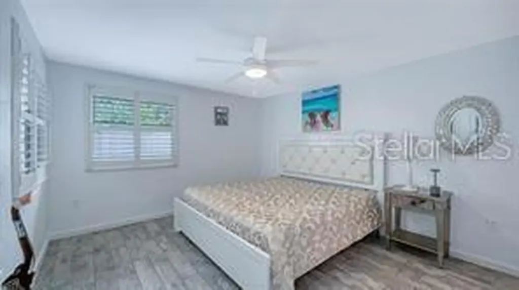 5911 39th Avenue W Bradenton FL 34209