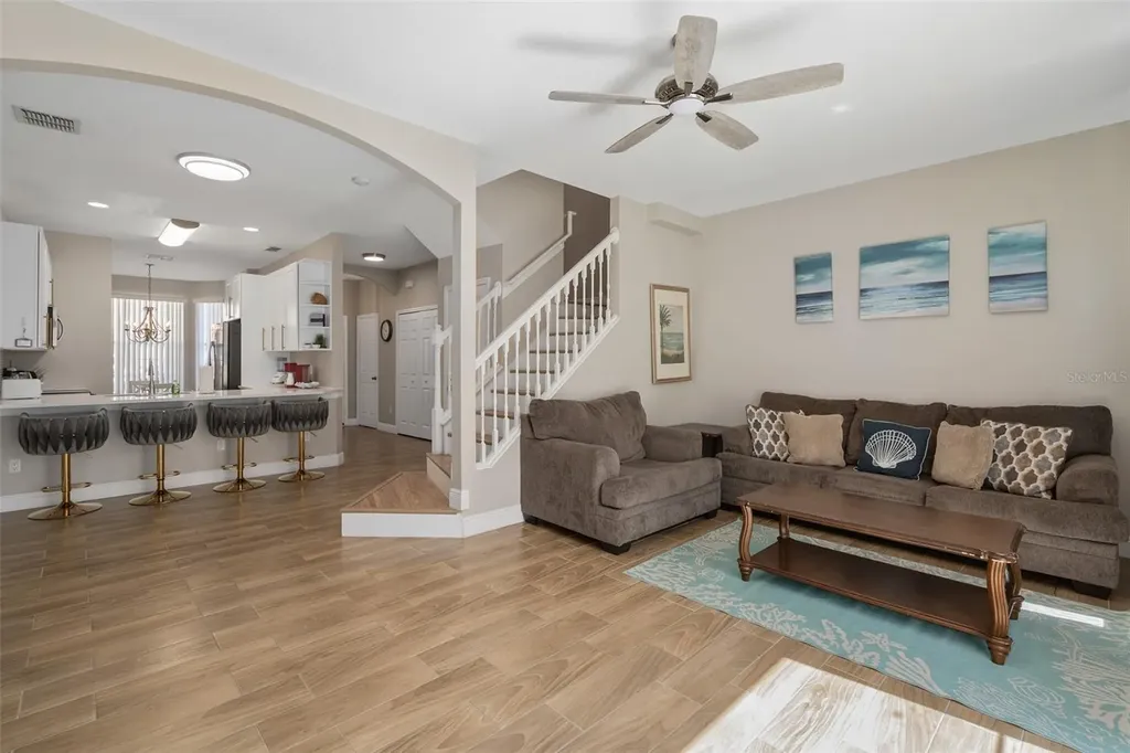 1204 S Beach Circle Kissimmee FL 34746