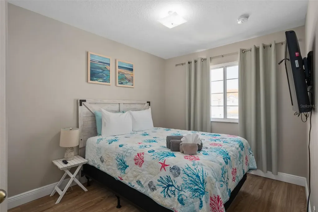 1204 S Beach Circle Kissimmee FL 34746