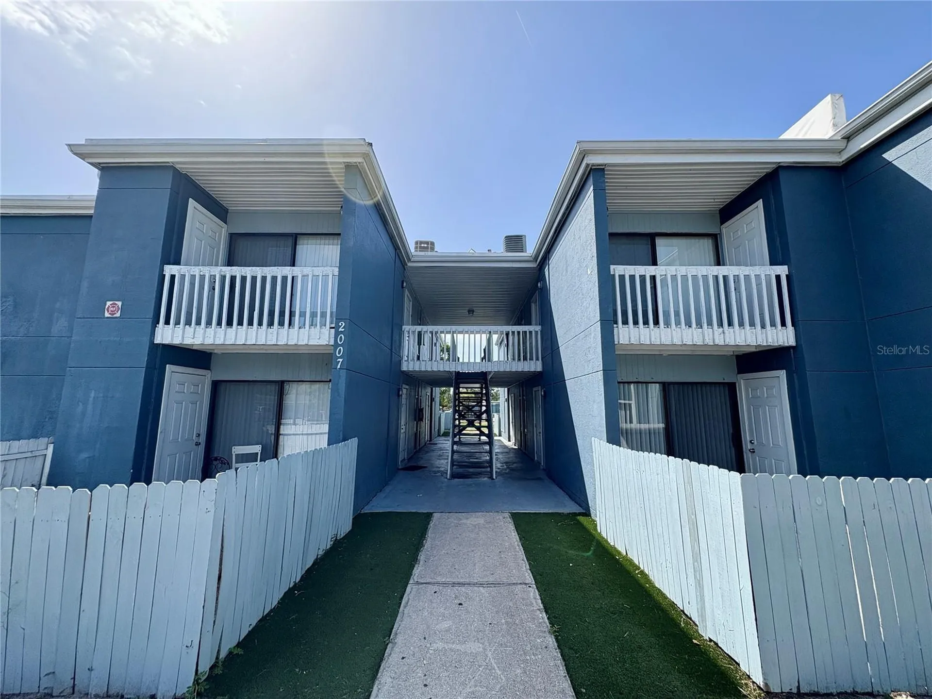 2007 5th Street W Bradenton FL 34205