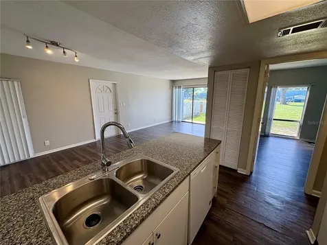 2005 5th Street W Bradenton FL 34205