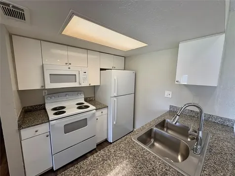 2005 5th Street W Bradenton FL 34205