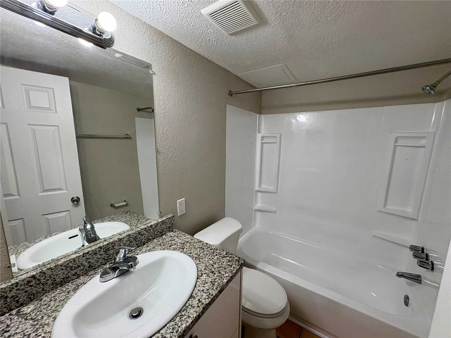 2013 5th Street W Bradenton FL 34205