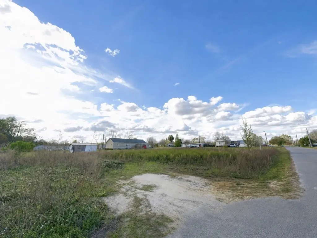 Buckhead Drive Grand Ridge FL 32442