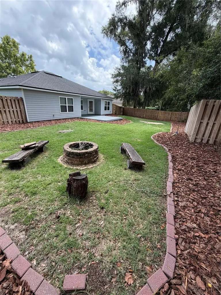 882 NW 256th Way Newberry FL 32669