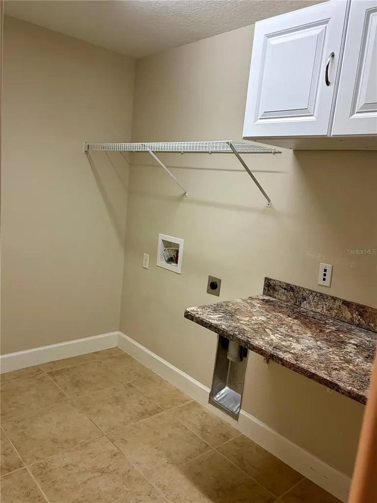 882 NW 256th Way Newberry FL 32669