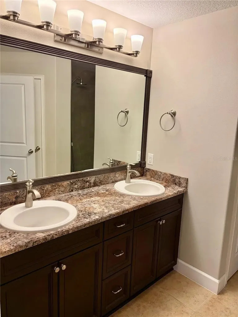 882 NW 256th Way Newberry FL 32669