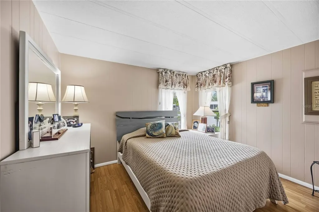 162 Bermuda Way North Port FL 34287