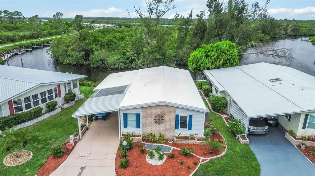 162 Bermuda Way North Port FL 34287