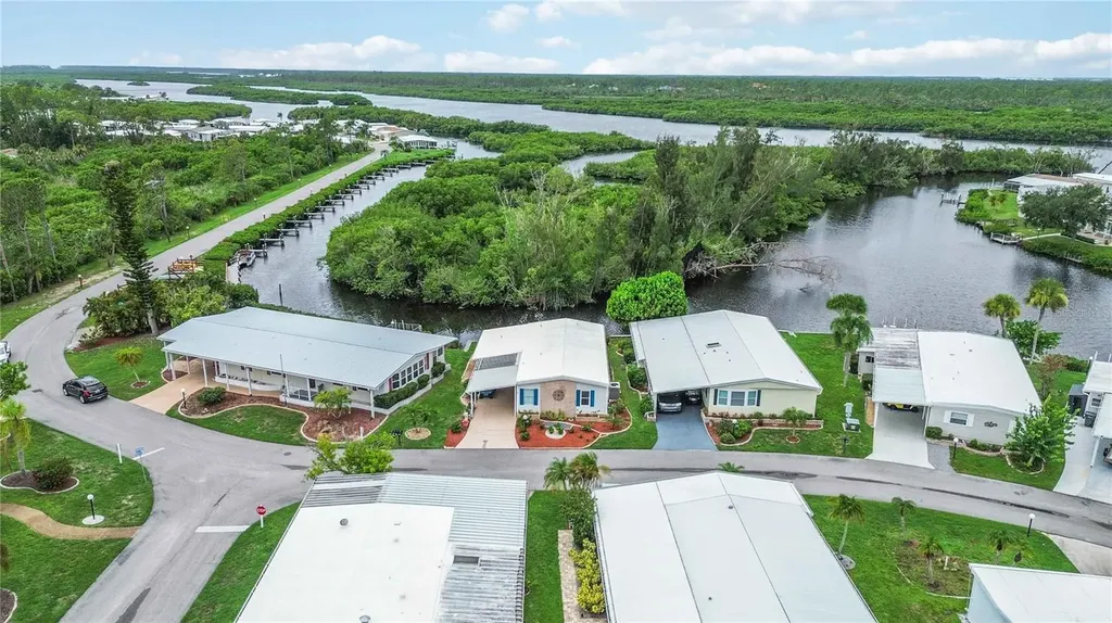 162 Bermuda Way North Port FL 34287
