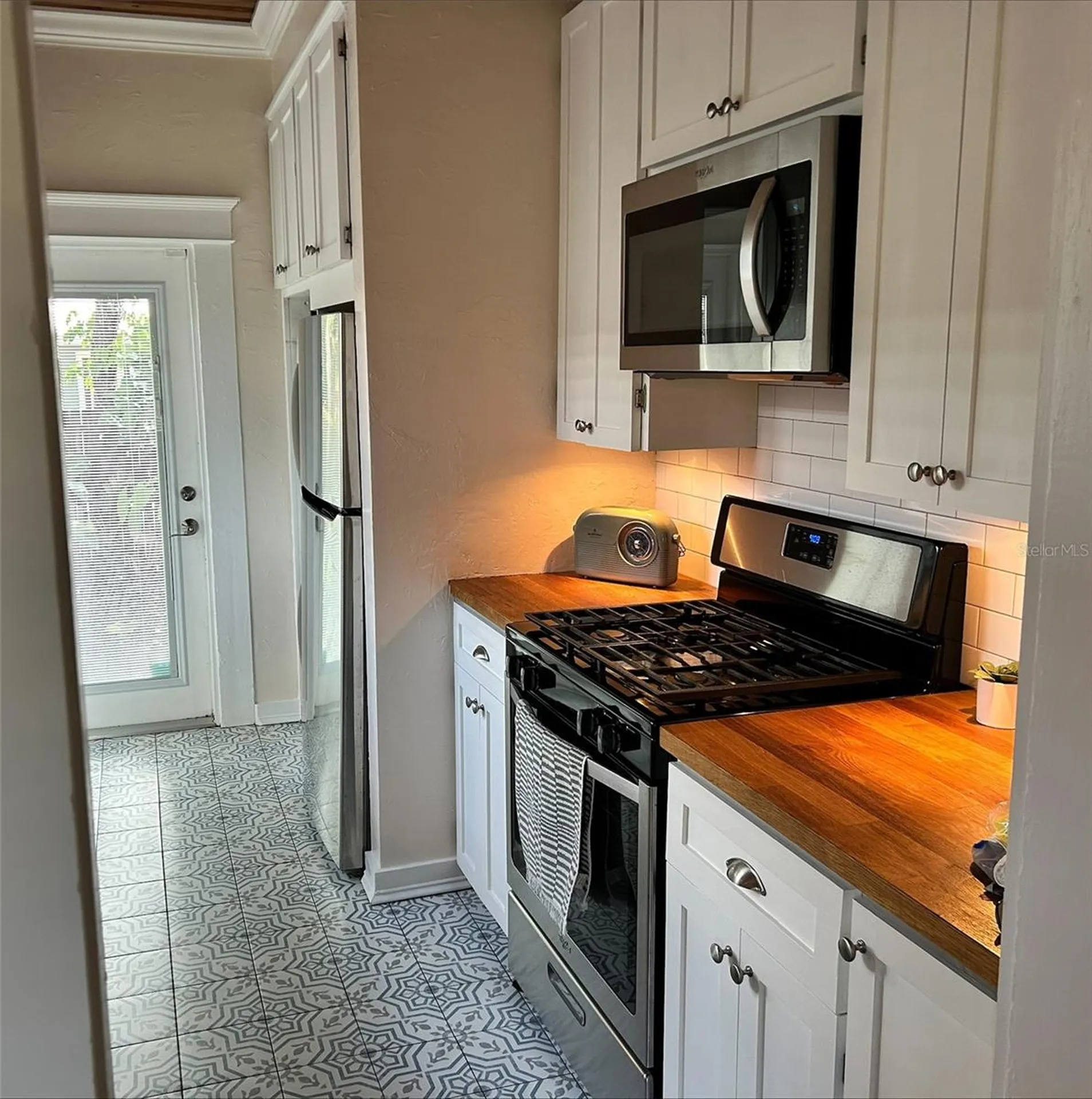 4922 N Suwanee Avenue Tampa FL 33603