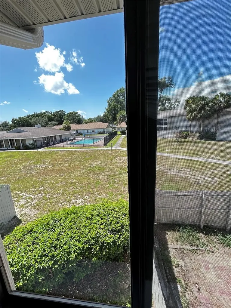 1412 Oak Place Apopka FL 32712