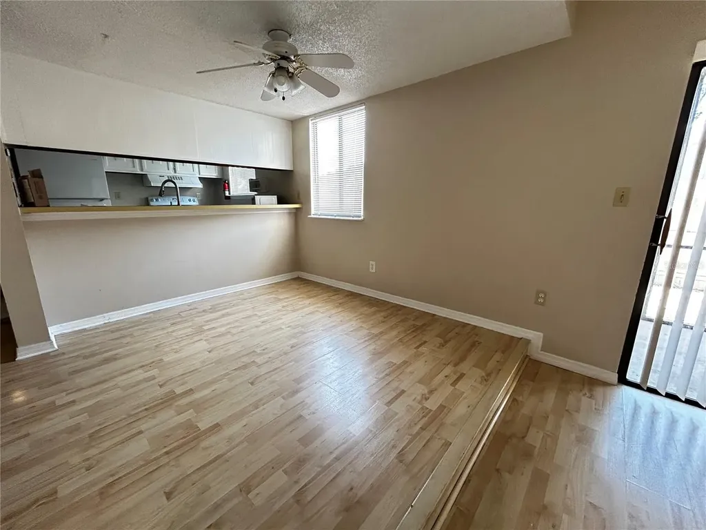 1412 Oak Place Apopka FL 32712
