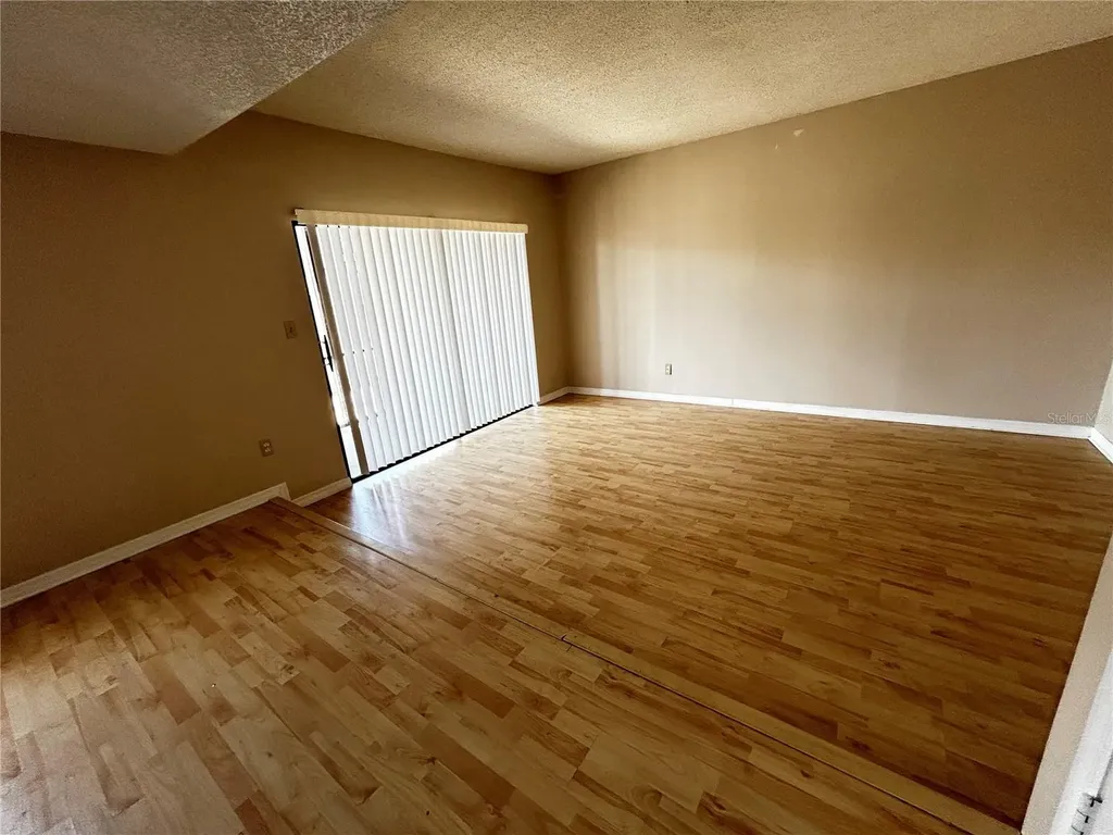 1412 Oak Place Apopka FL 32712