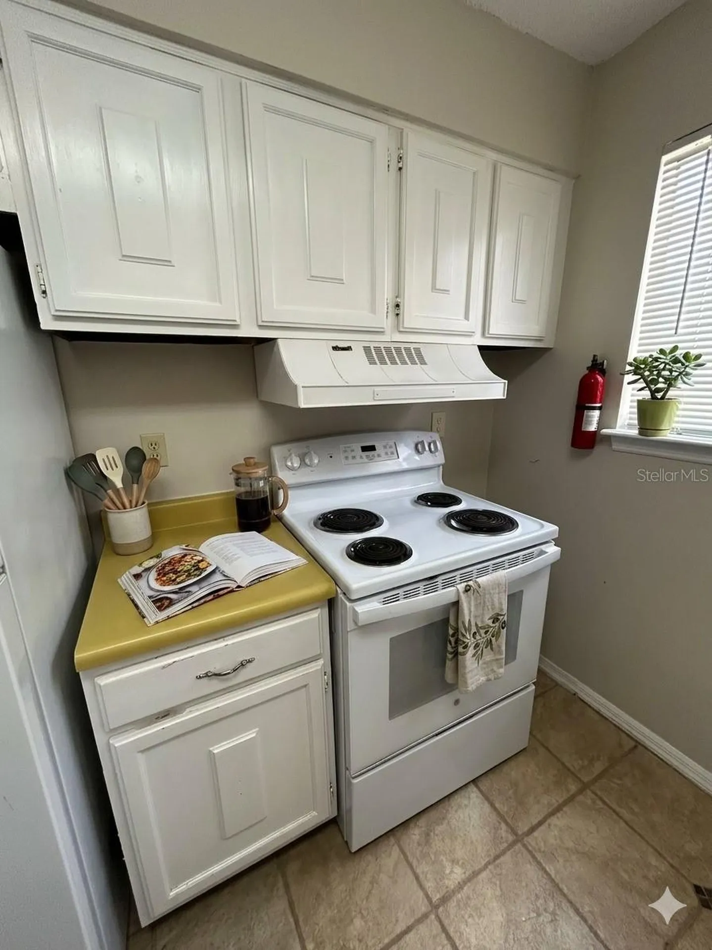 1412 Oak Place Apopka FL 32712