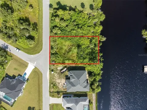 2162 Doolittle Lane Port Charlotte FL 33953