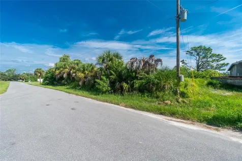 2162 Doolittle Lane Port Charlotte FL 33953
