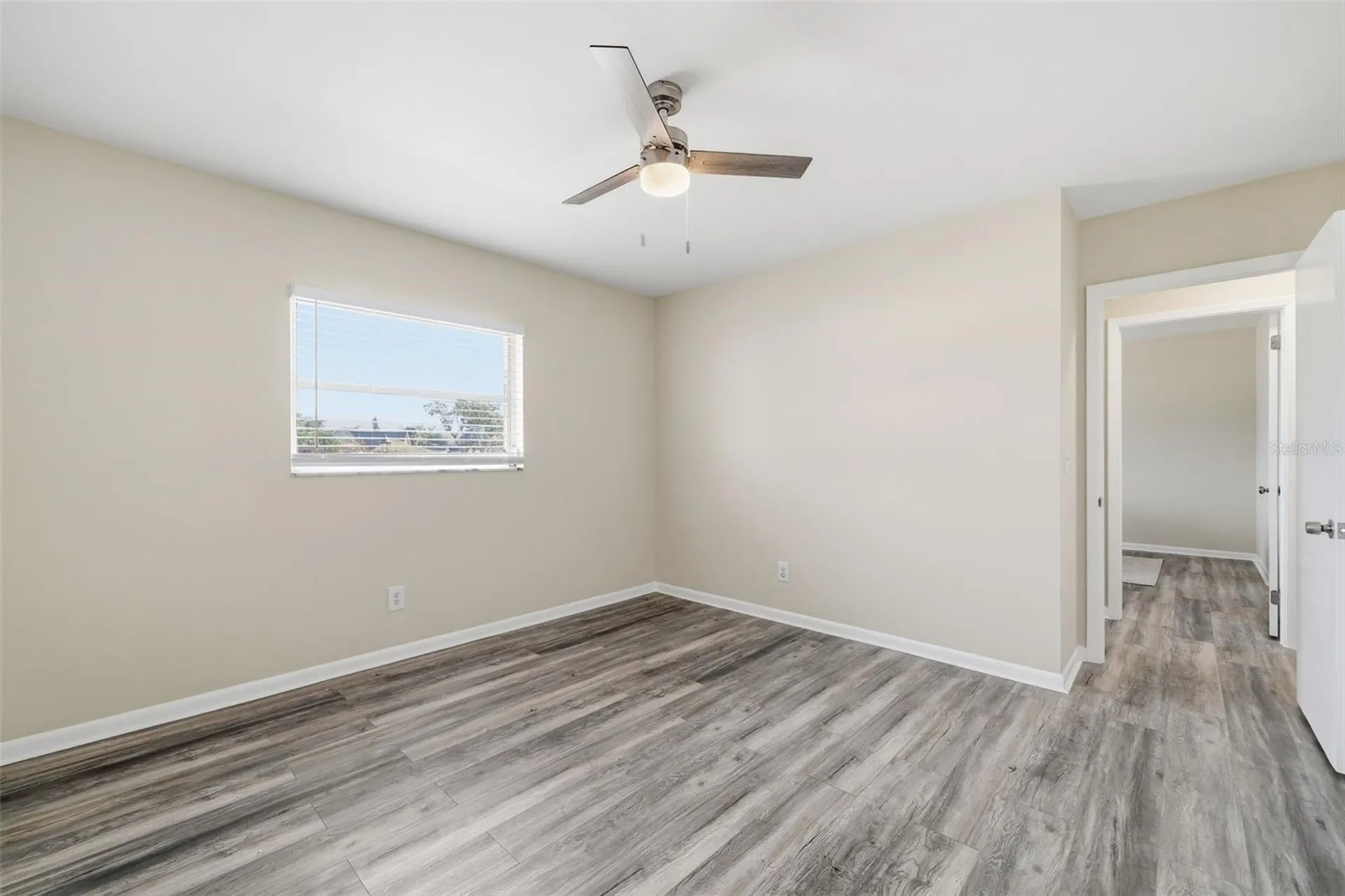 2327 W Knollwood Place Tampa FL 33604