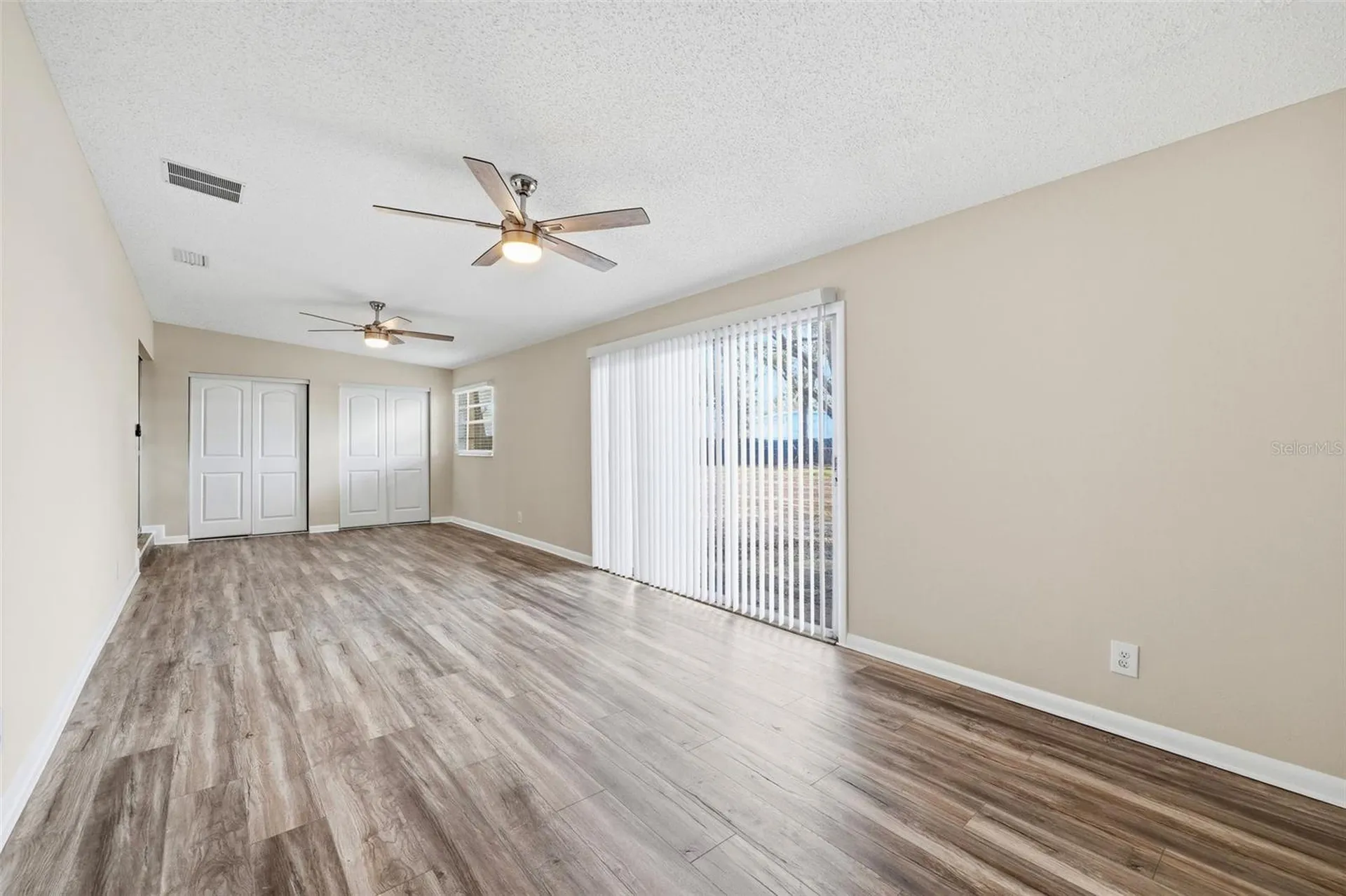 2327 W Knollwood Place Tampa FL 33604