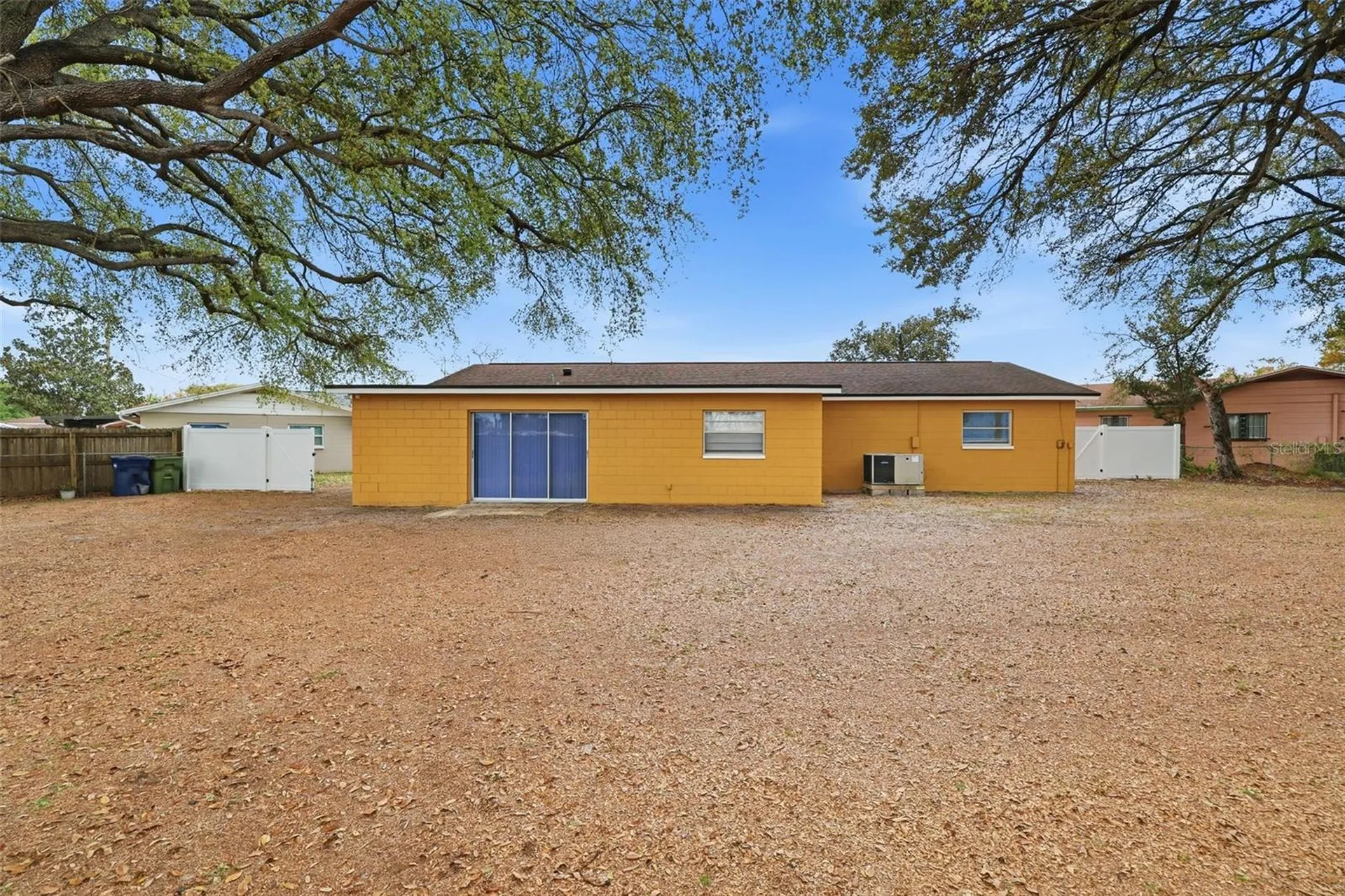2327 W Knollwood Place Tampa FL 33604