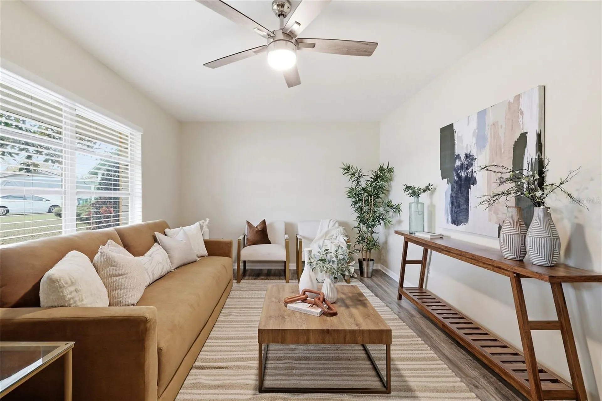 2327 W Knollwood Place Tampa FL 33604