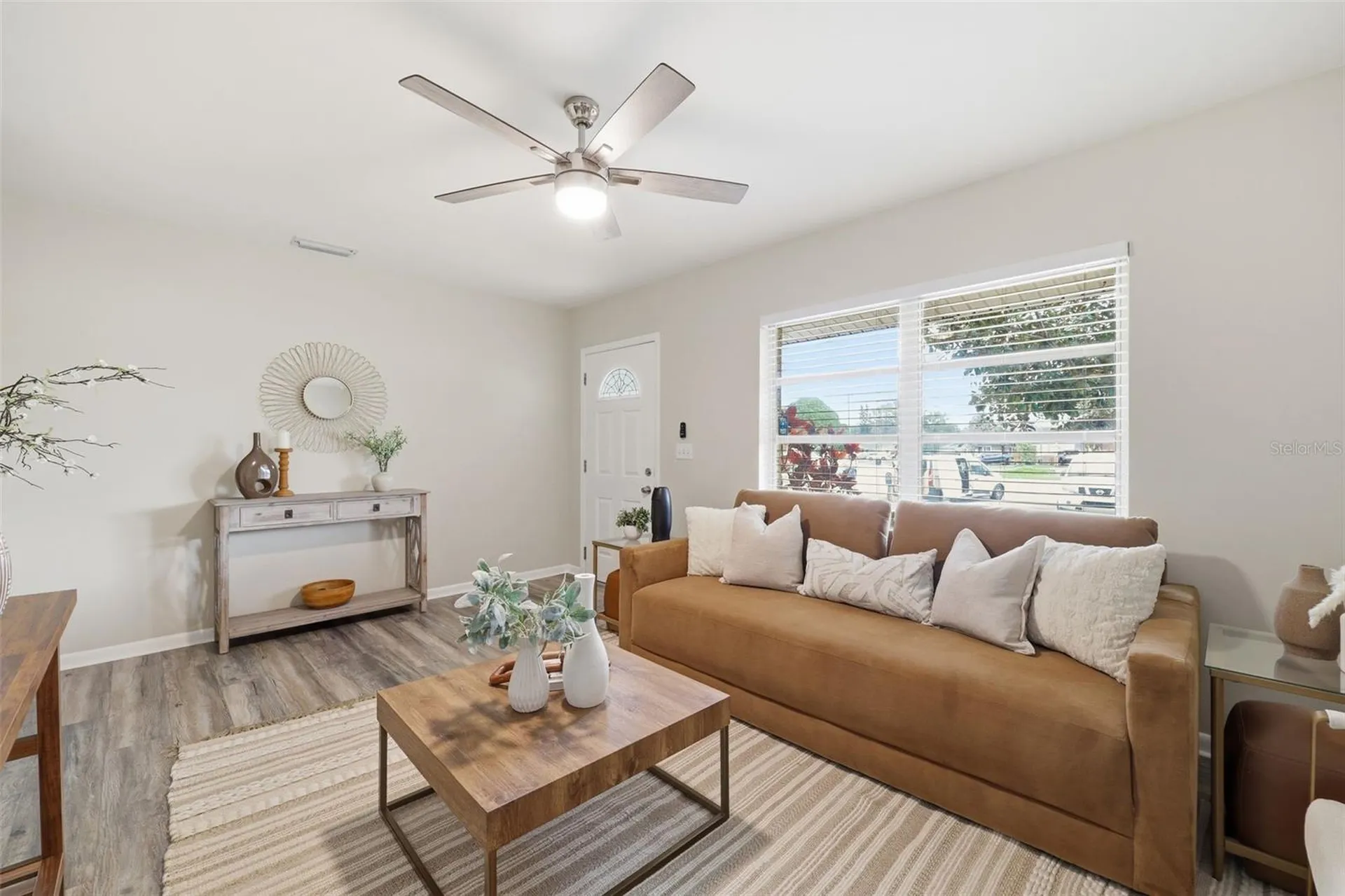 2327 W Knollwood Place Tampa FL 33604