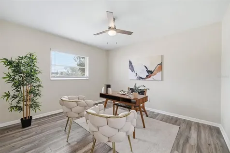2327 W Knollwood Place Tampa FL 33604