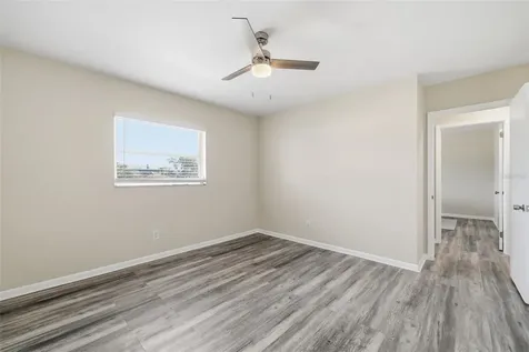 2327 W Knollwood Place Tampa FL 33604