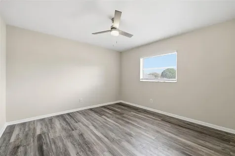 2327 W Knollwood Place Tampa FL 33604