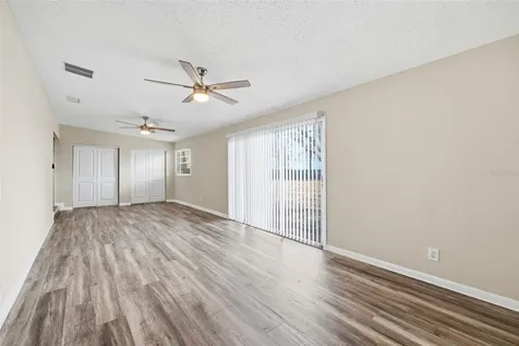2327 W Knollwood Place Tampa FL 33604