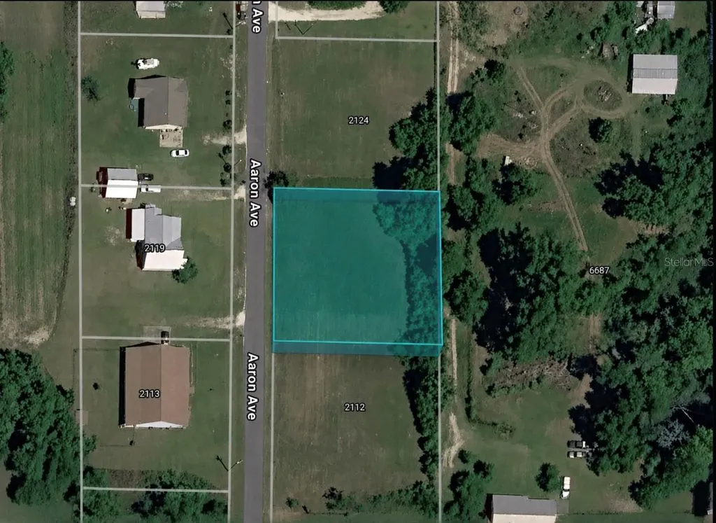 Aaron Avenue Grand Ridge FL 32442