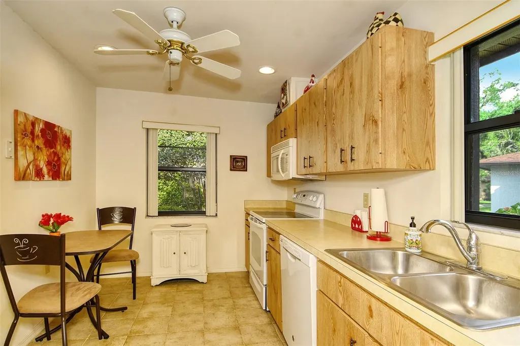6206 26th Avenue W Bradenton FL 34209