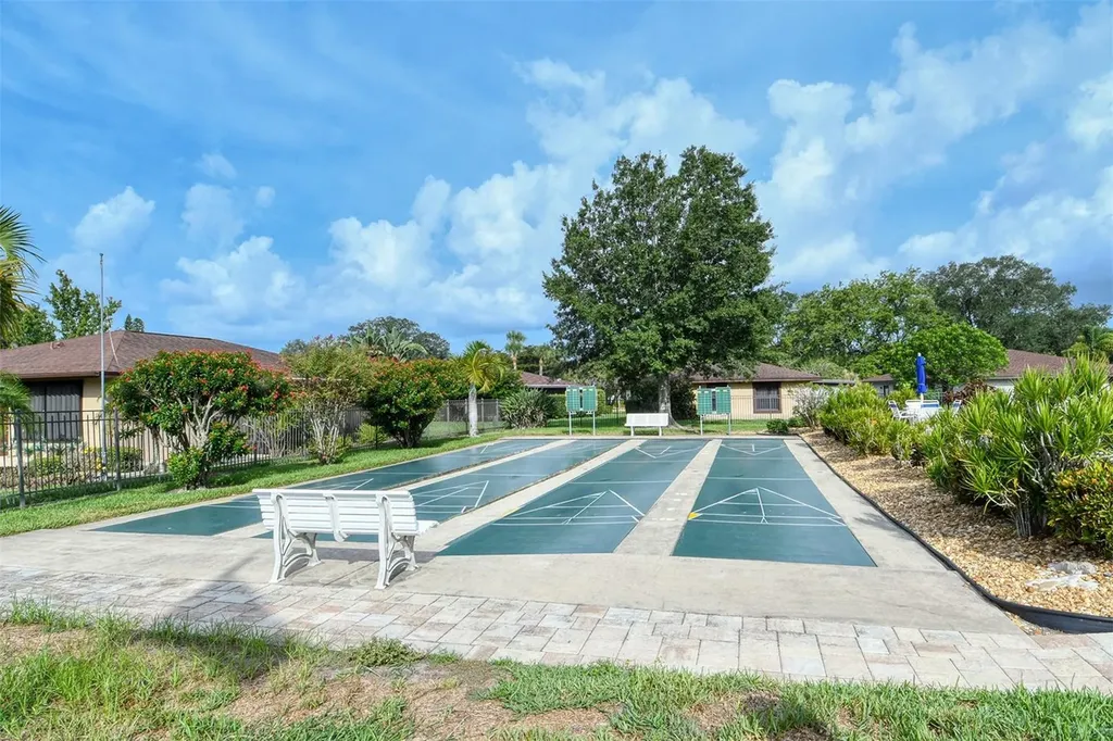 6206 26th Avenue W Bradenton FL 34209