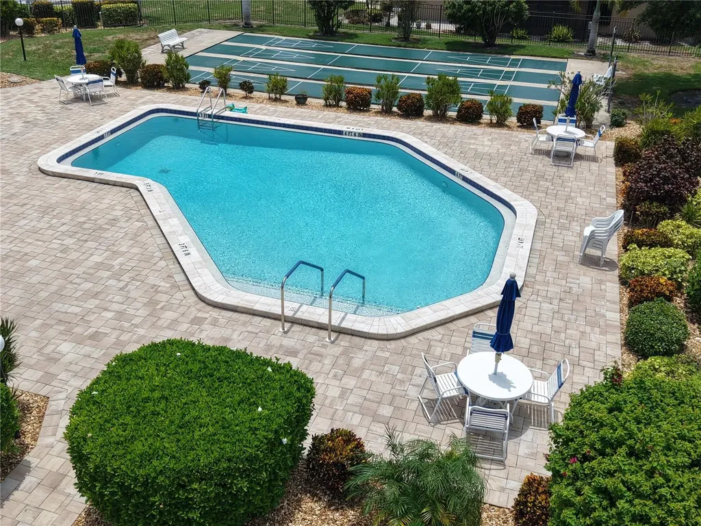 6206 26th Avenue W Bradenton FL 34209