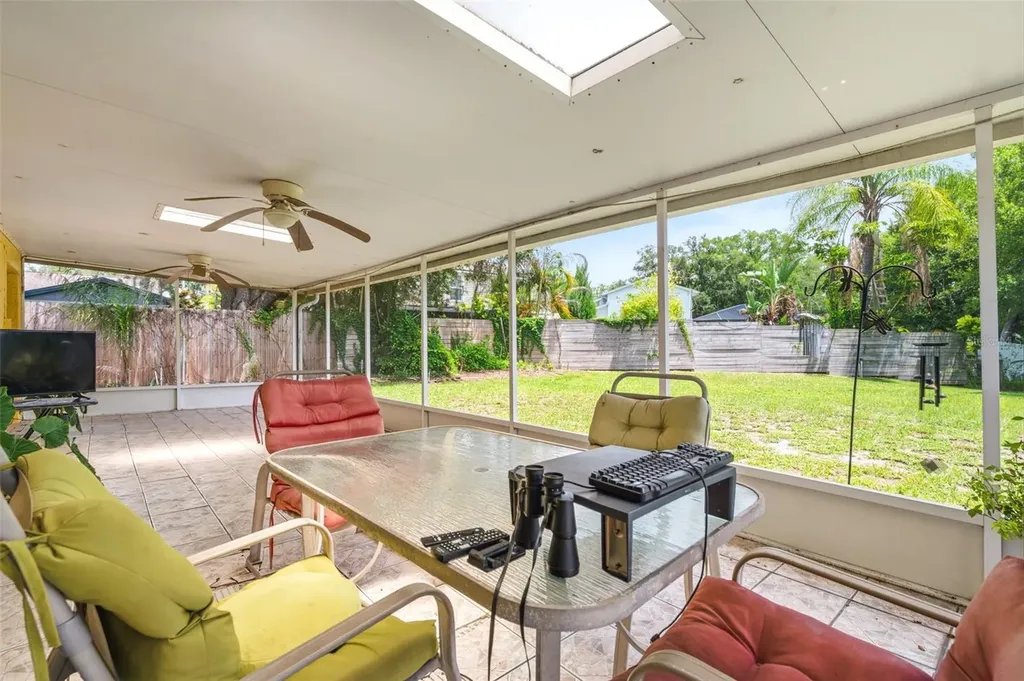 15806 Pennington Road Tampa FL 33624