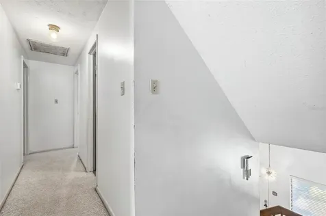 15806 Pennington Road Tampa FL 33624