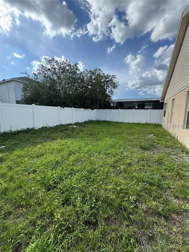 10007 Doriath Circle Orlando FL 32825
