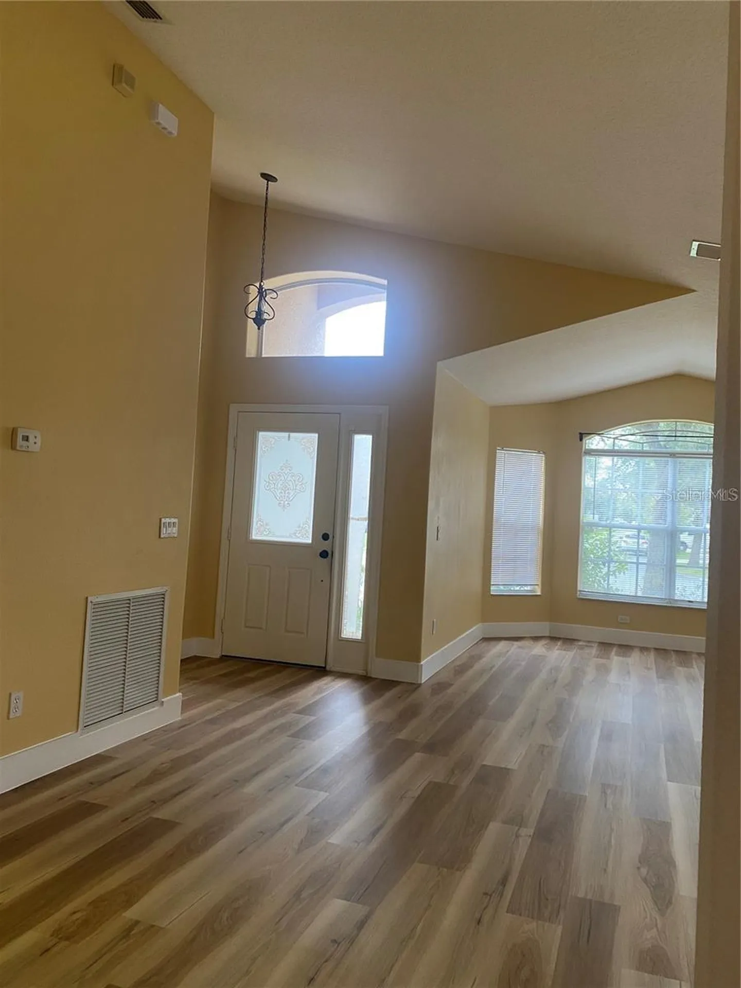 10007 Doriath Circle Orlando FL 32825