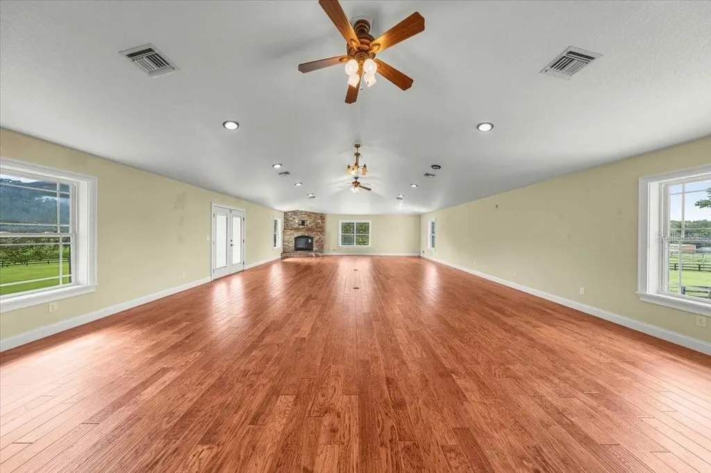 5065 NW 150th Avenue Morriston FL 32668