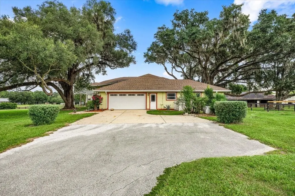5065 NW 150th Avenue Morriston FL 32668