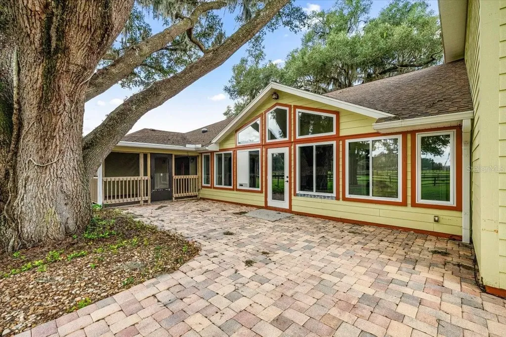 5065 NW 150th Avenue Morriston FL 32668